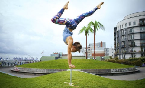 Handstand Workshop - A Summer's tale